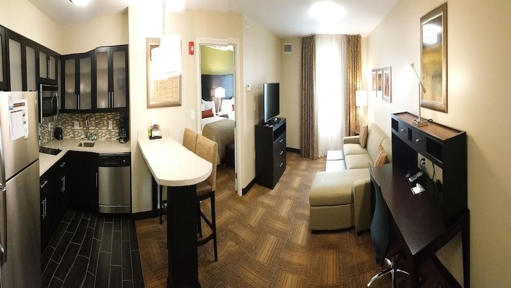 Staybridge Suites Merrillville By Ihg Exterior foto